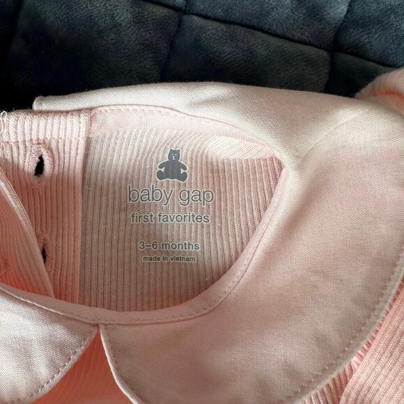 NWT Baby Gap sleeper - Picture 2 of 8